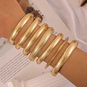 7pcs Hammered Pattern Bracelet Set